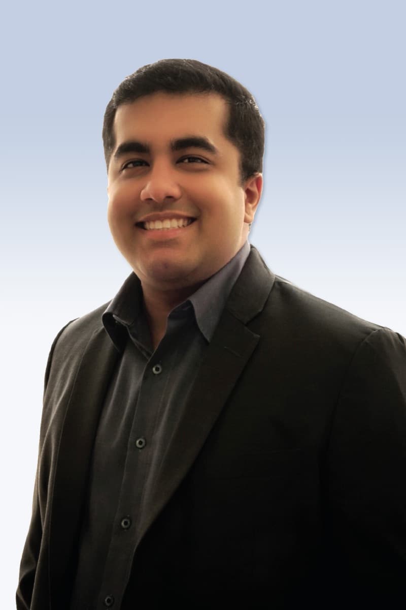 Portrait of Akash Mirchandani.